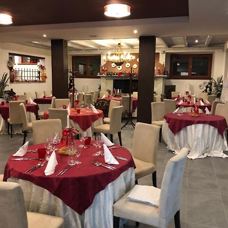 Locanda Rossa Hotel Romans di Varmo Luaran gambar