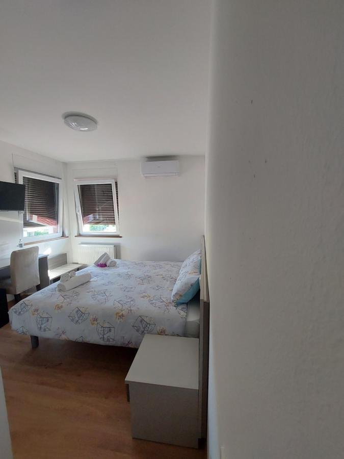 Locanda Rossa Hotel Romans di Varmo Luaran gambar