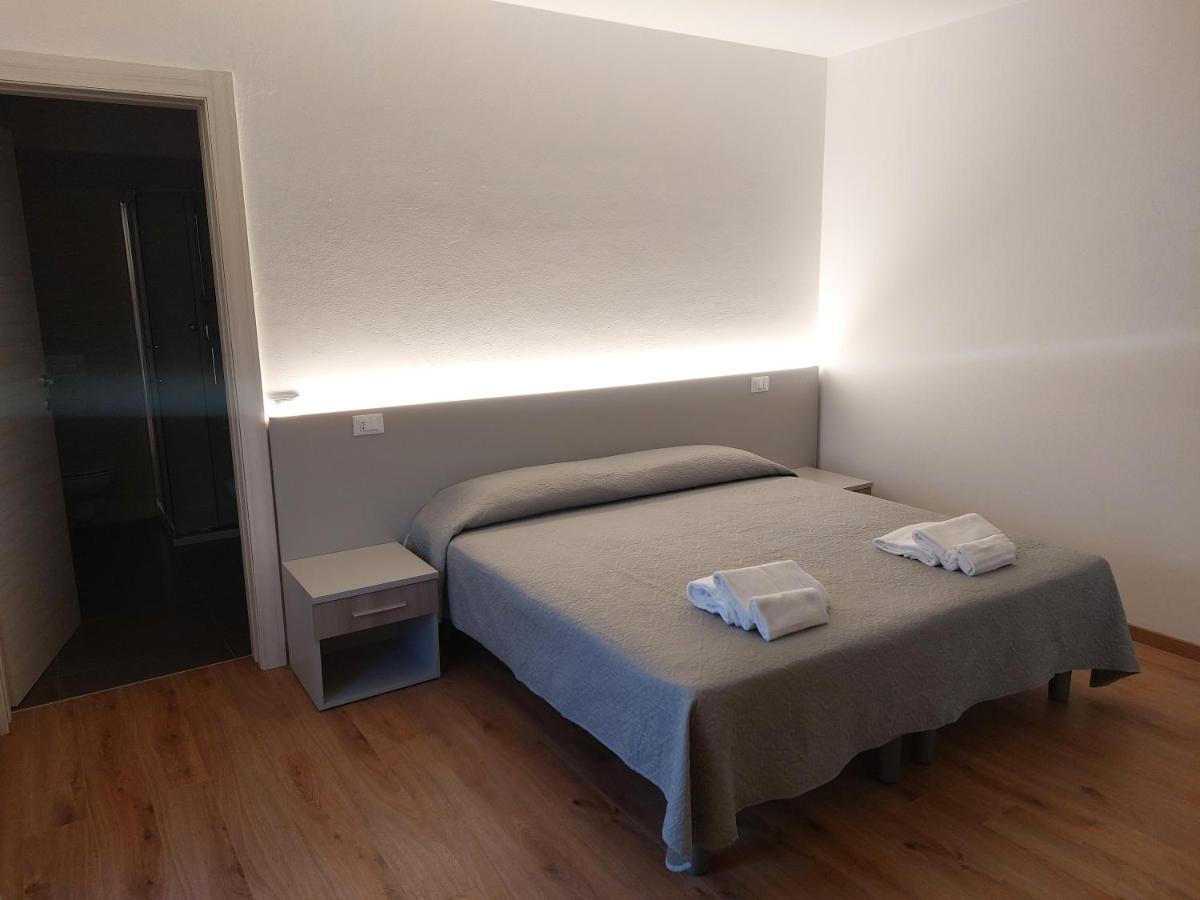 Locanda Rossa Hotel Romans di Varmo Luaran gambar