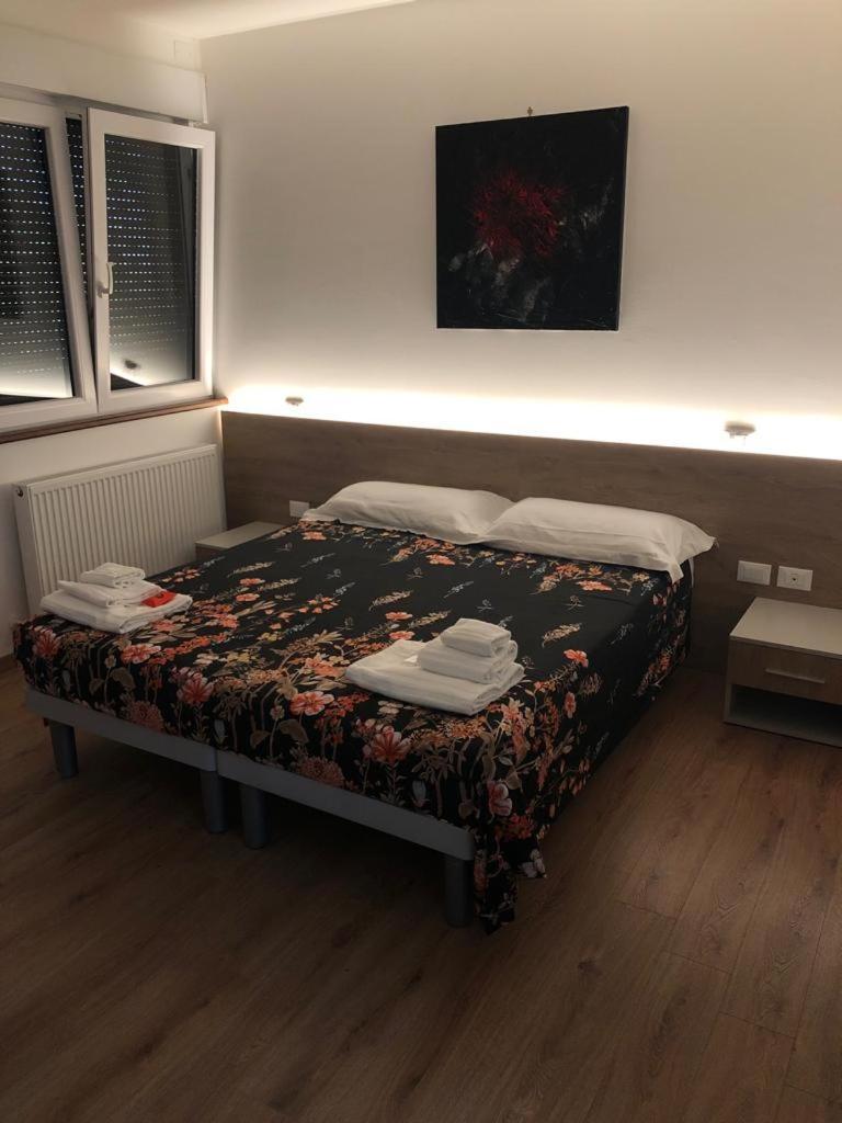Locanda Rossa Hotel Romans di Varmo Luaran gambar