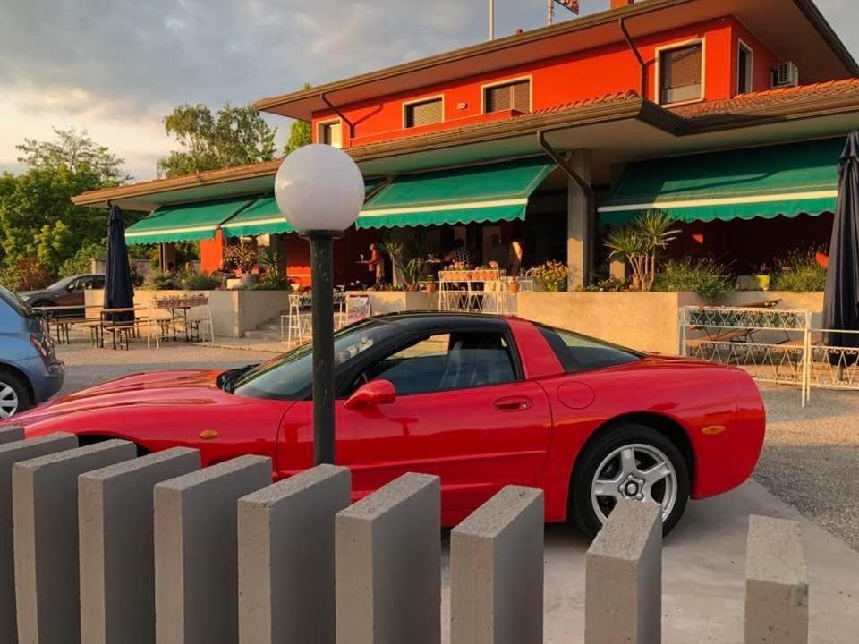 Locanda Rossa Hotel Romans di Varmo Luaran gambar